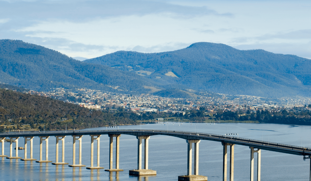 Derwent bridge Tasmania